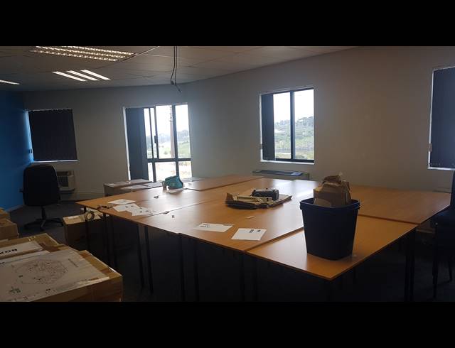 595M² OFFICE TO LET IN TYGER VALLEY